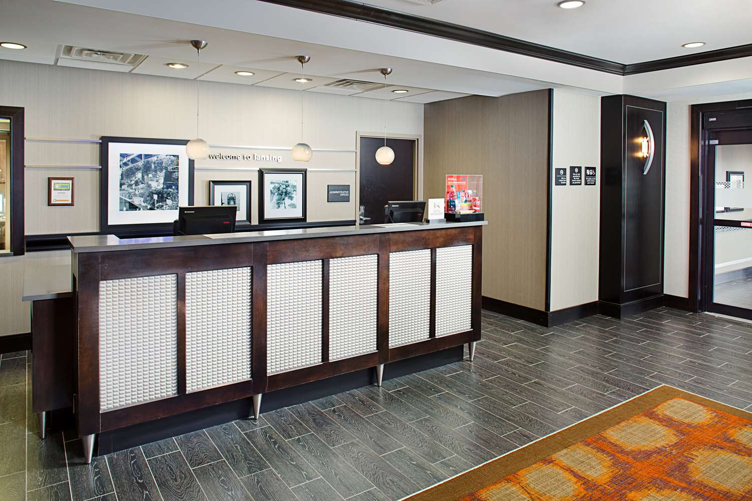 Hampton Inn and Suites Lansing West 6/40