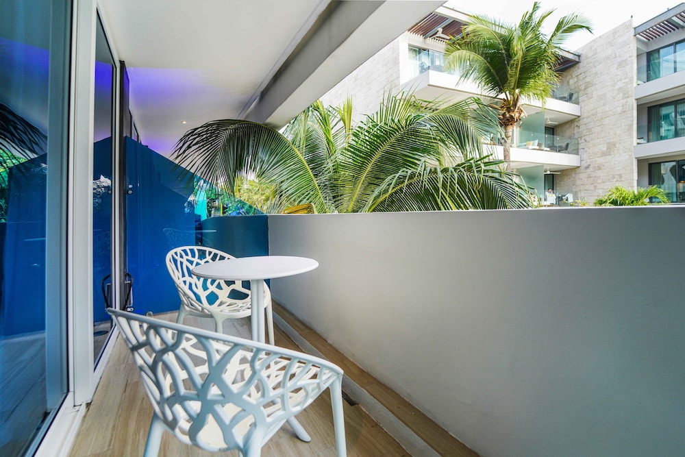 The Carmen Hotel Ocean Front By Kavia - Adults Only 10/73
