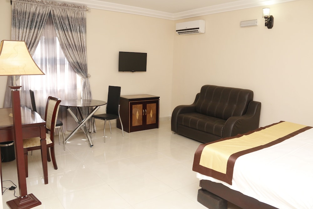 Barca-Liga Hotels 32/50