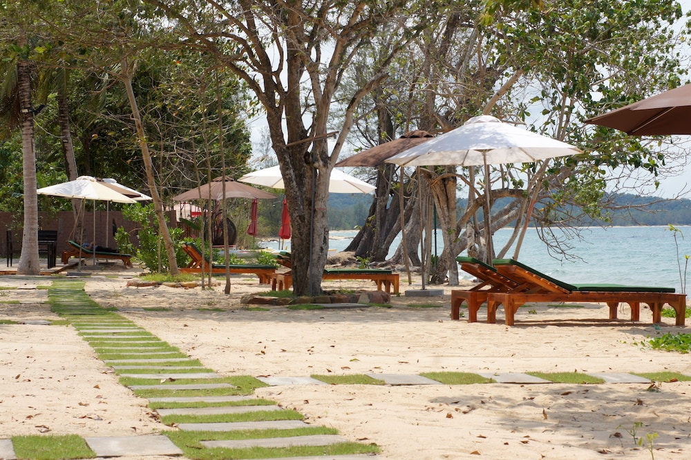 Gold Sand Beach Bungalow 37/41