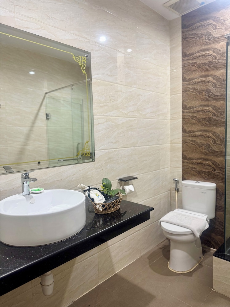 Batam Harbour Boutique Hotel And Spa 65/66
