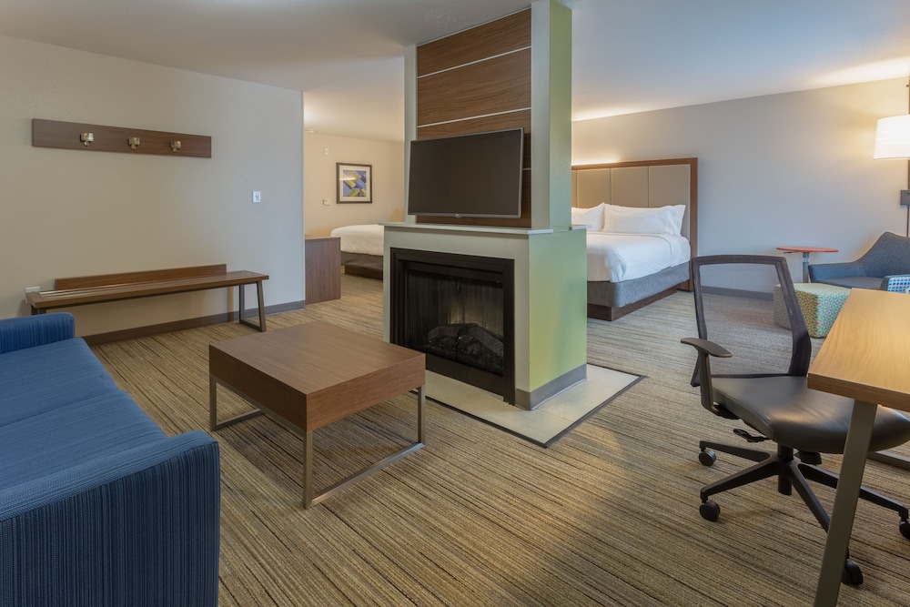 Holiday Inn Express Indianapolis Southeast 57/69