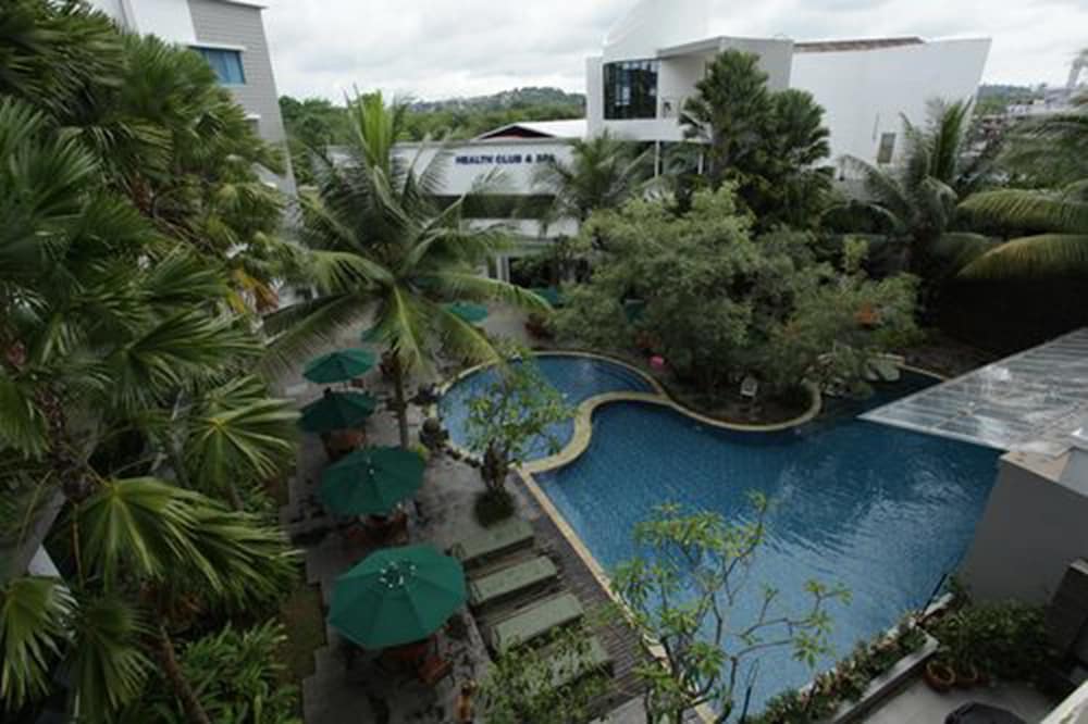 Blue Sky Hotel 34/43