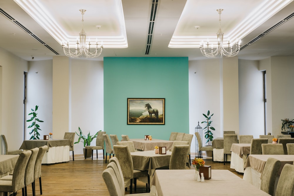 President Hotel 34/55