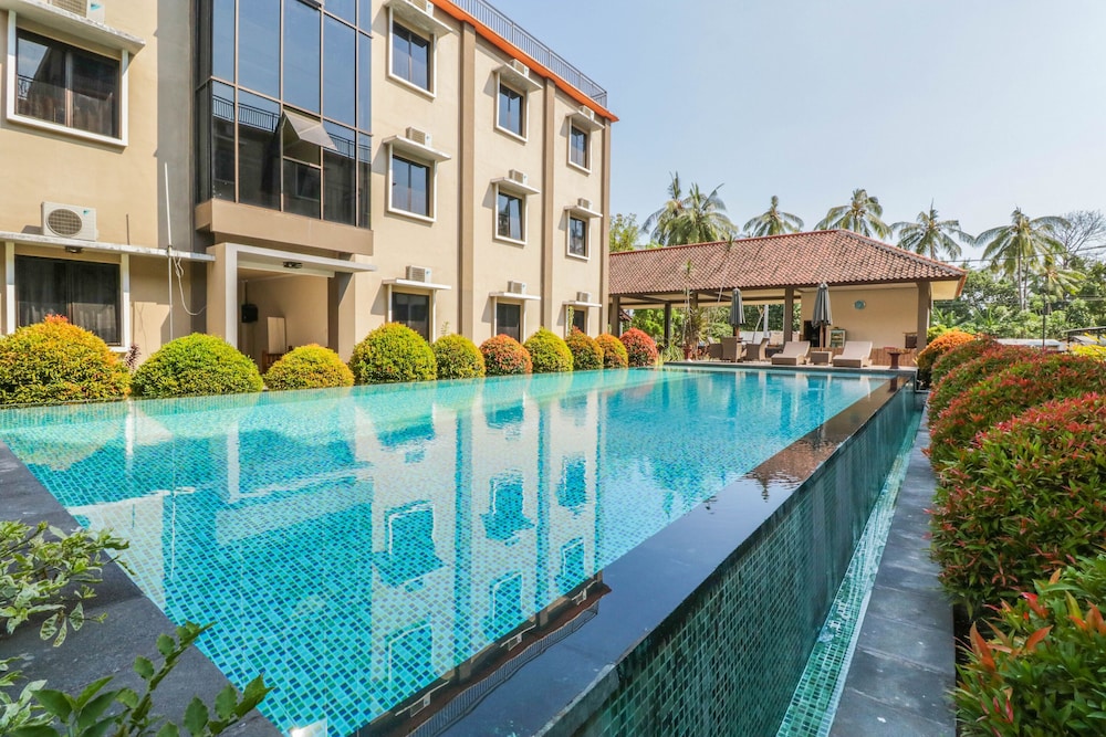 Grand Senggigi Hotel 4/24