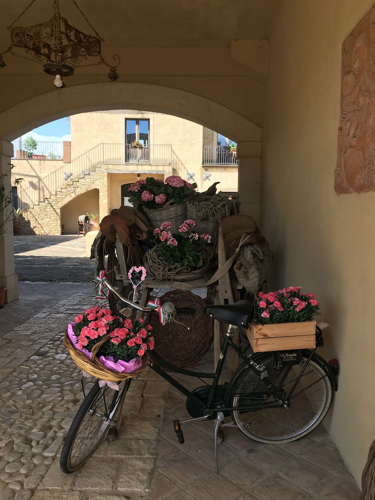 Casale Delle Rose 47/70