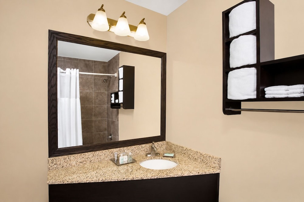 Baymont by Wyndham Schaumburg Chicago Northwest 17/18