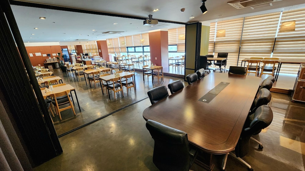 Hotel Cacao Business Design Hotel 44/50