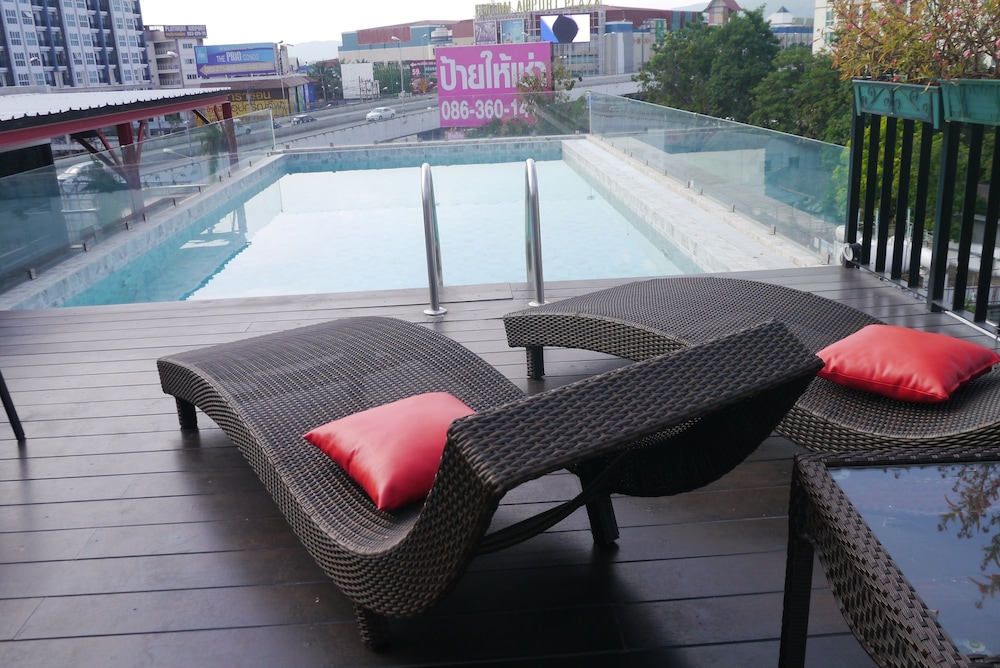 We Terminal Hotel 42/64