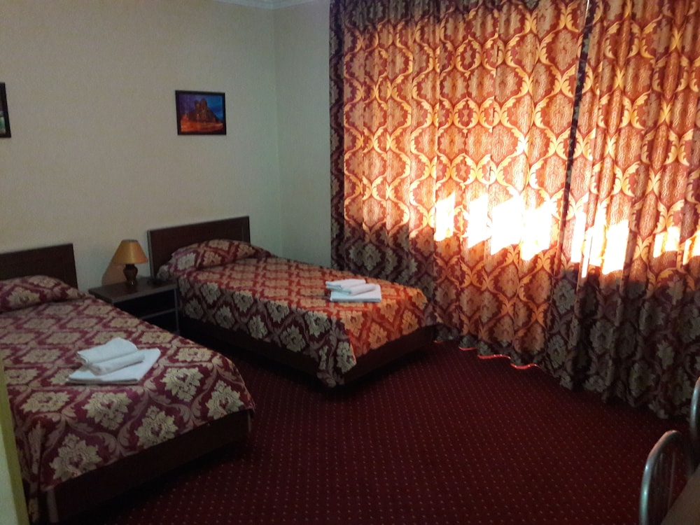 Rohat Hotel 11/43