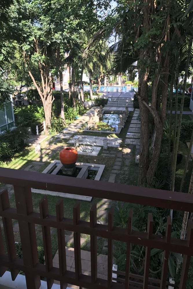 Simantra Private Villas 14/24