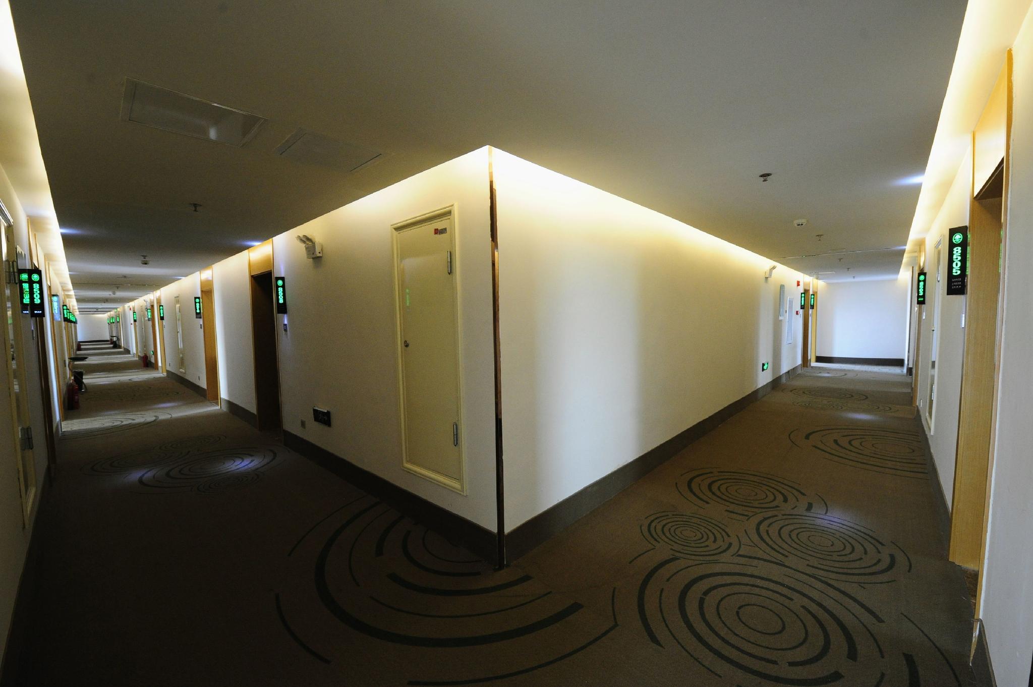 GreenTree Inn Zaozhuang Taierzhuang Ancient City Tourist Service Center Business Hotel 22/32