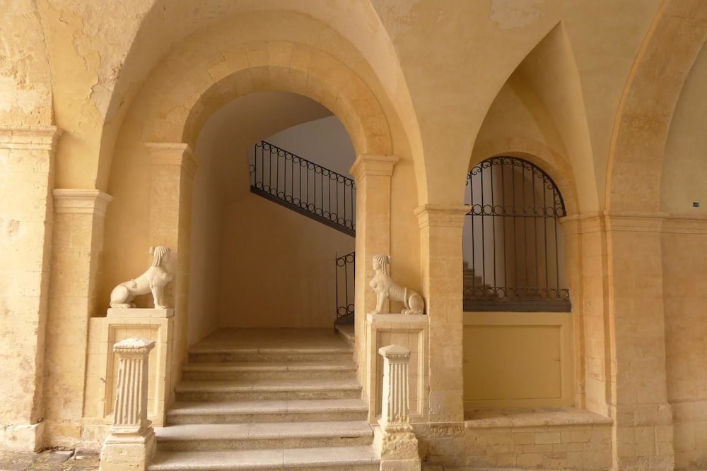 Palazzo Landolina 20/26