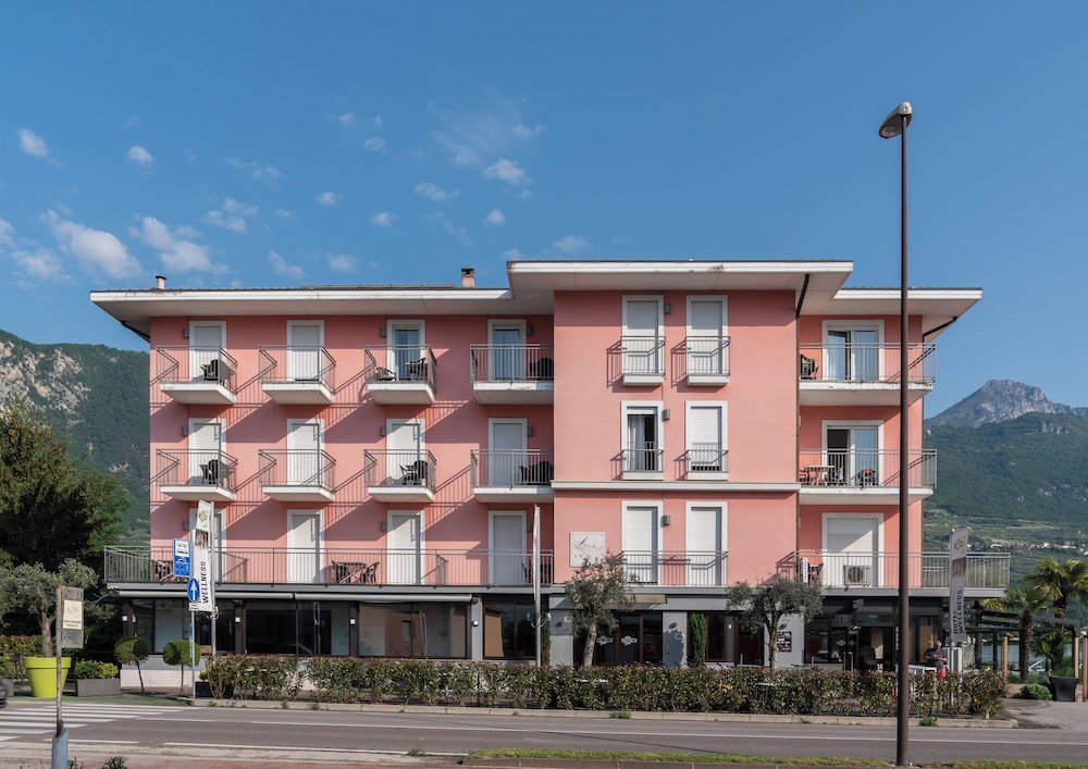 Hotel Rudy 3/57