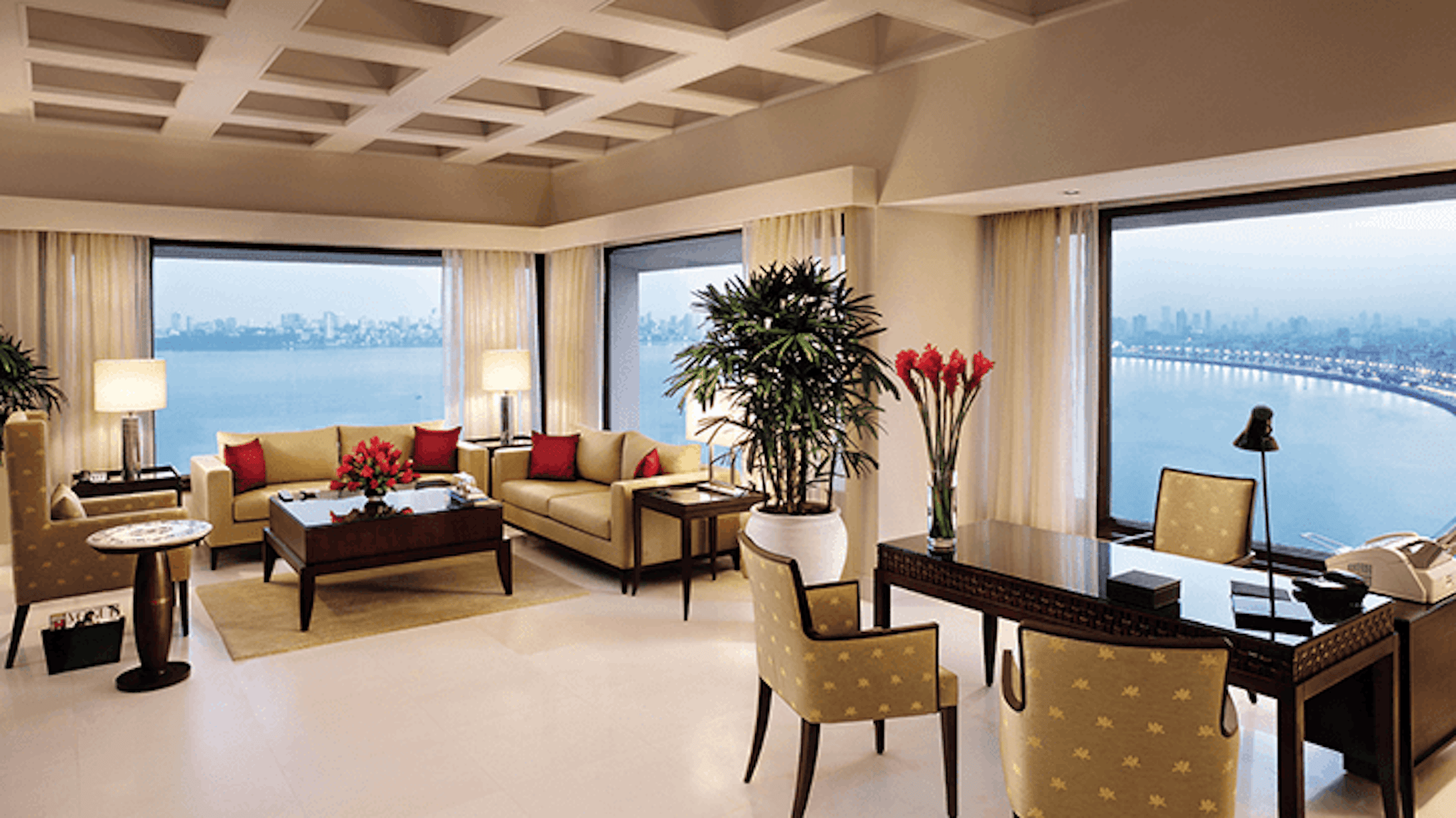 The Oberoi Mumbai 36/61