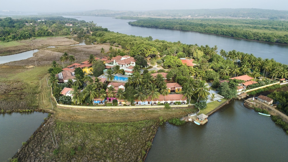 Mercure Goa Devaaya Resort 43/49