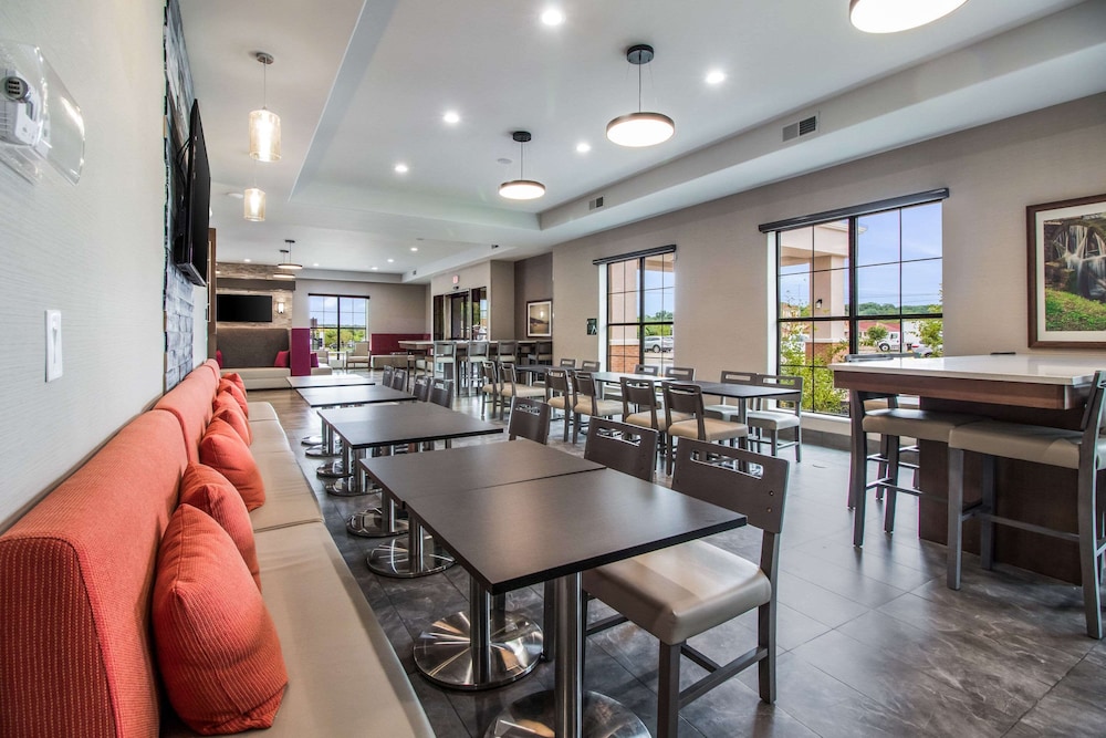 Comfort Suites Columbia I-65 35/47
