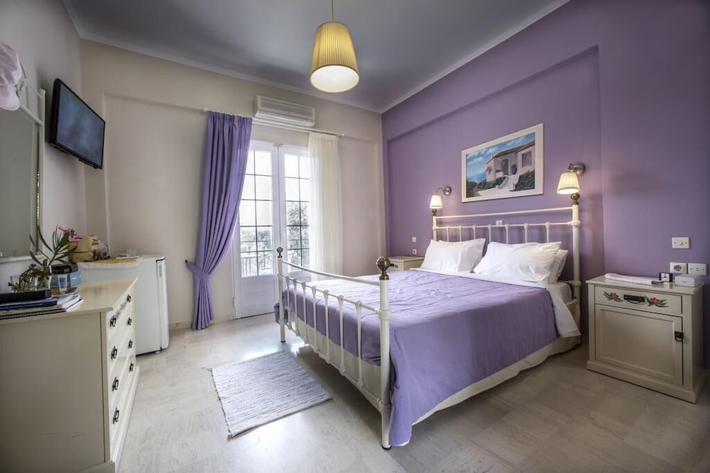 Vassilis Guest House 12/40