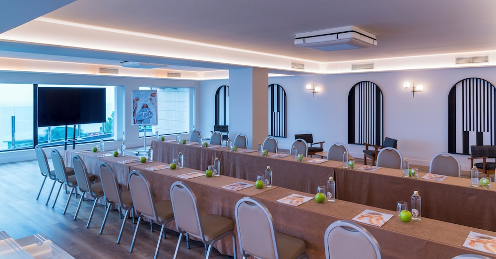 Mercure San Sebastian Monte Igueldo 34/44