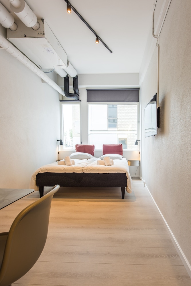 CPH STUDIO HOTEL 30/82