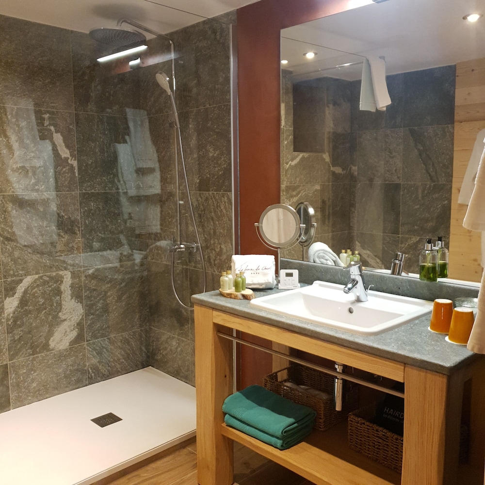 Chalet-Hotel La Ferme du Chozal, The Originals Relais (Hotel-Chalet de Tradition) 9/69