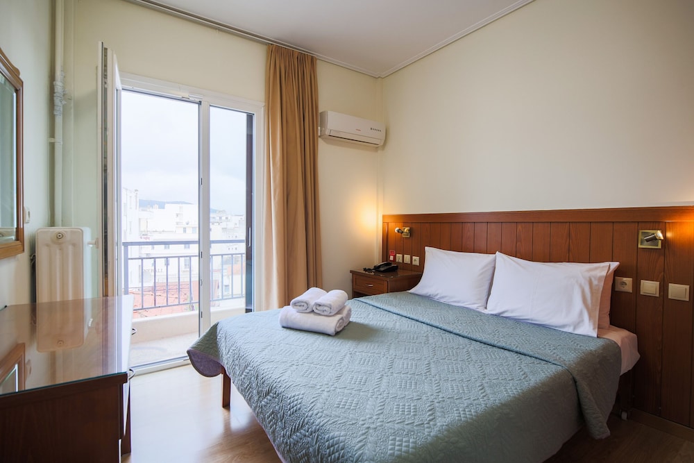 Philippos Hotel 18/63