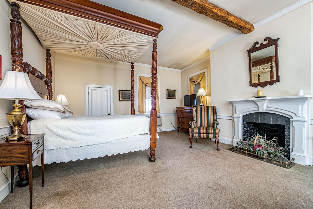 Double Bed