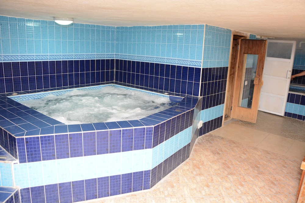 Rojina Hotel 22/33