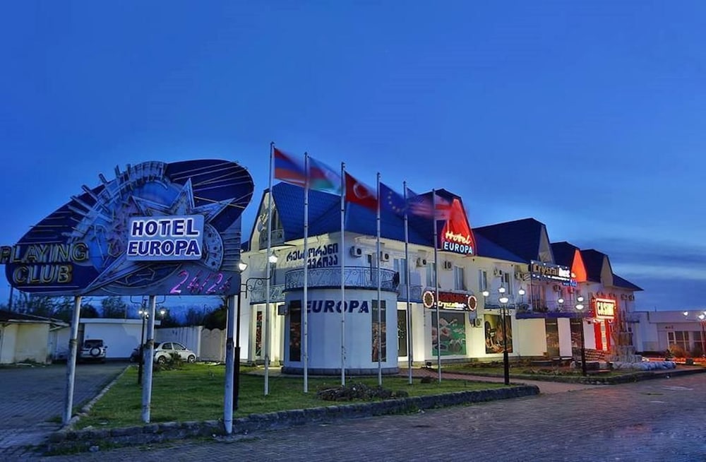Europa Hotel 4/43