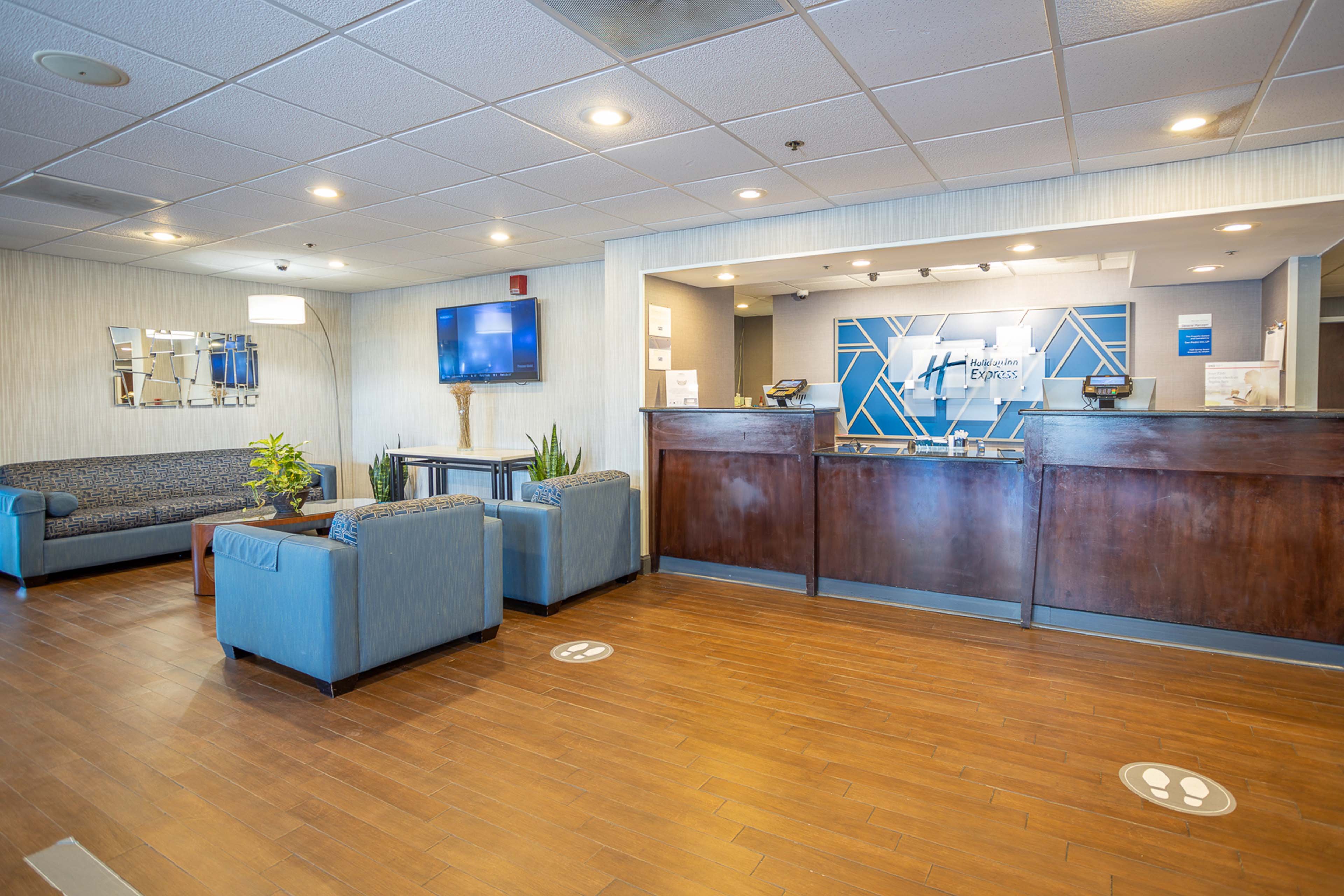 Holiday Inn Express Newark Airport Elizabeth 2/47