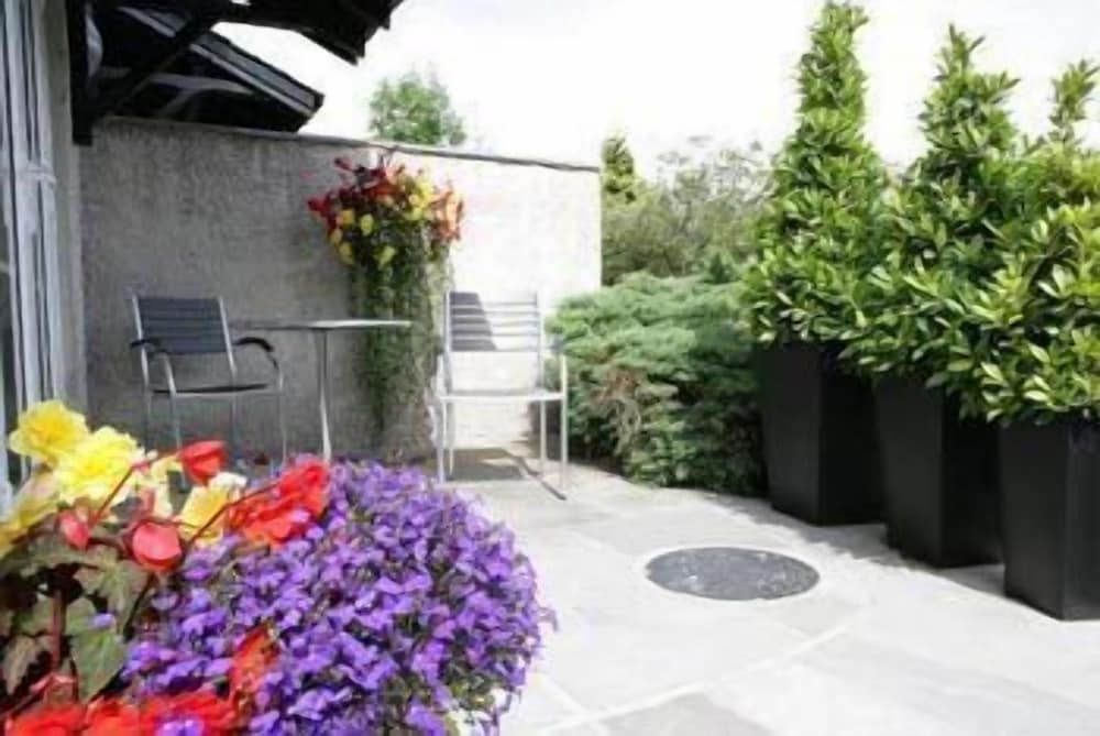Windermere Suites 27/39