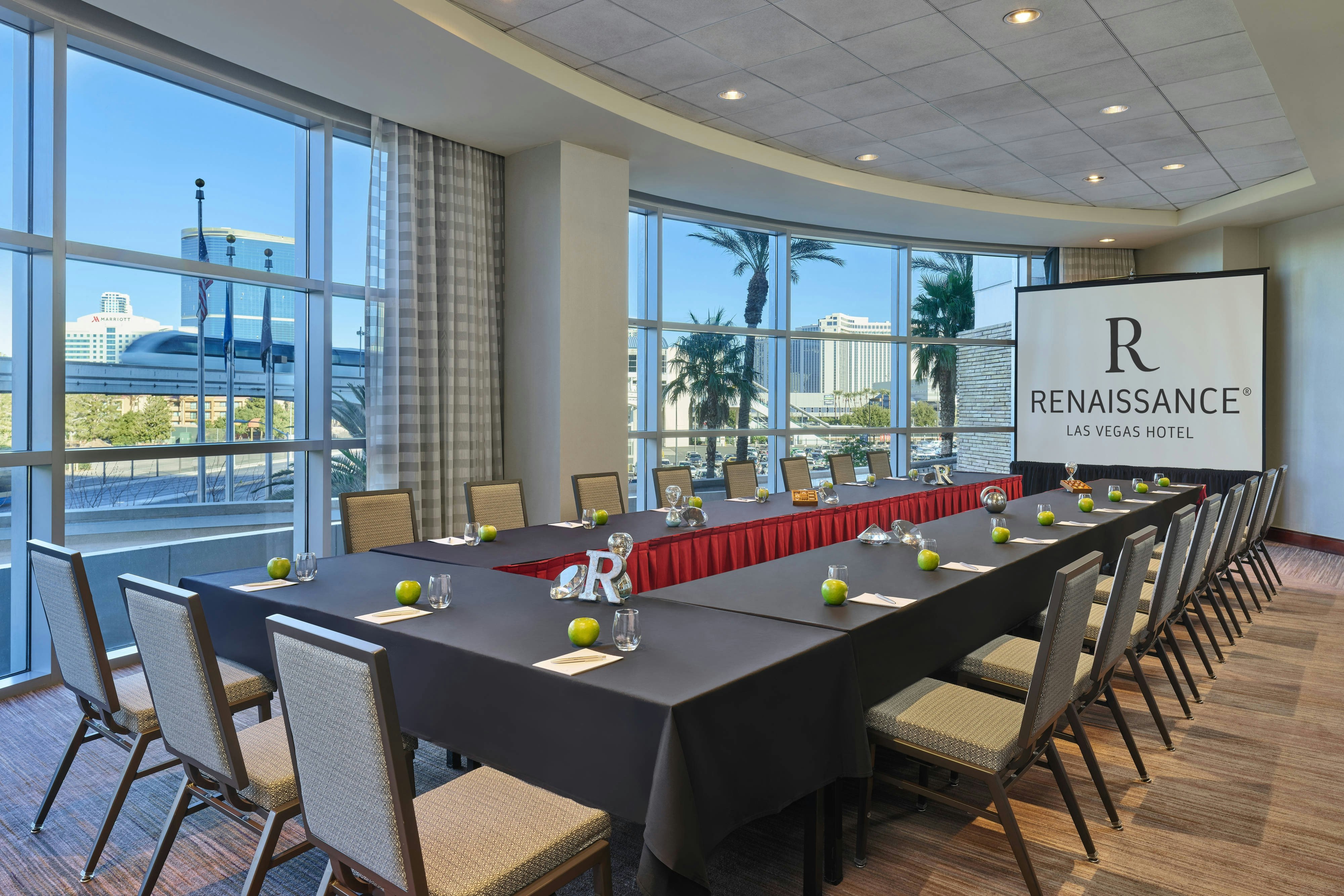 Renaissance Las Vegas 52/54
