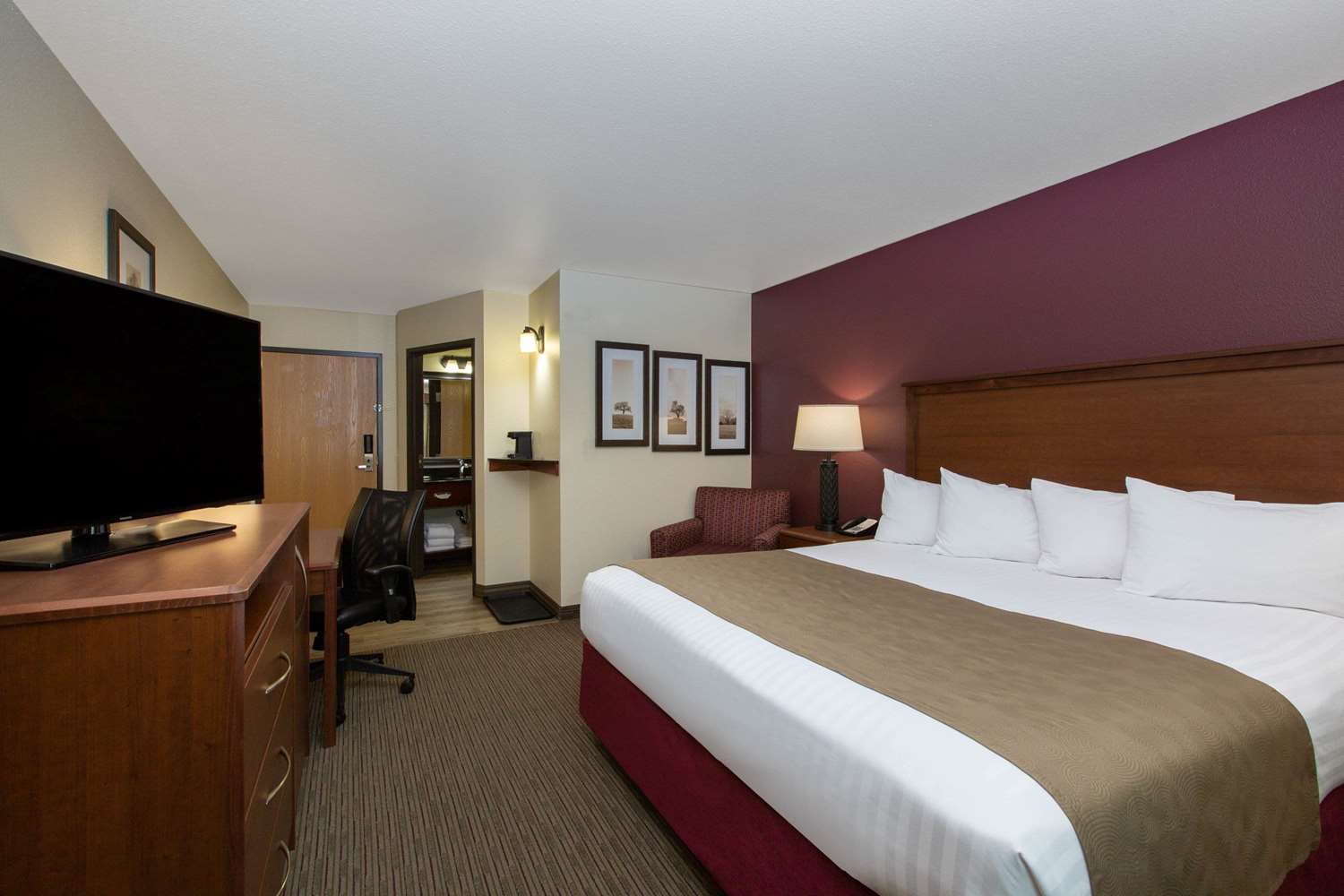 Americinn By Wyndham Merrill 7/30