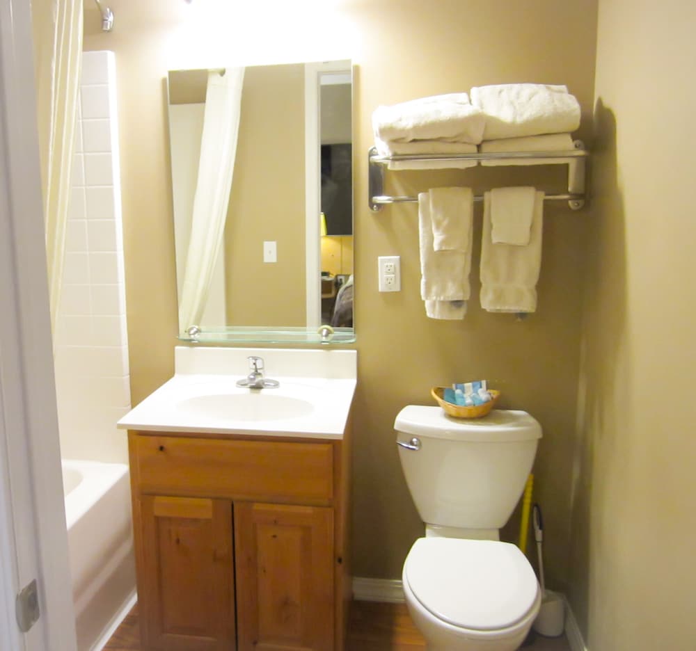 Bell Apos S Extended Stay And Suites 21/75