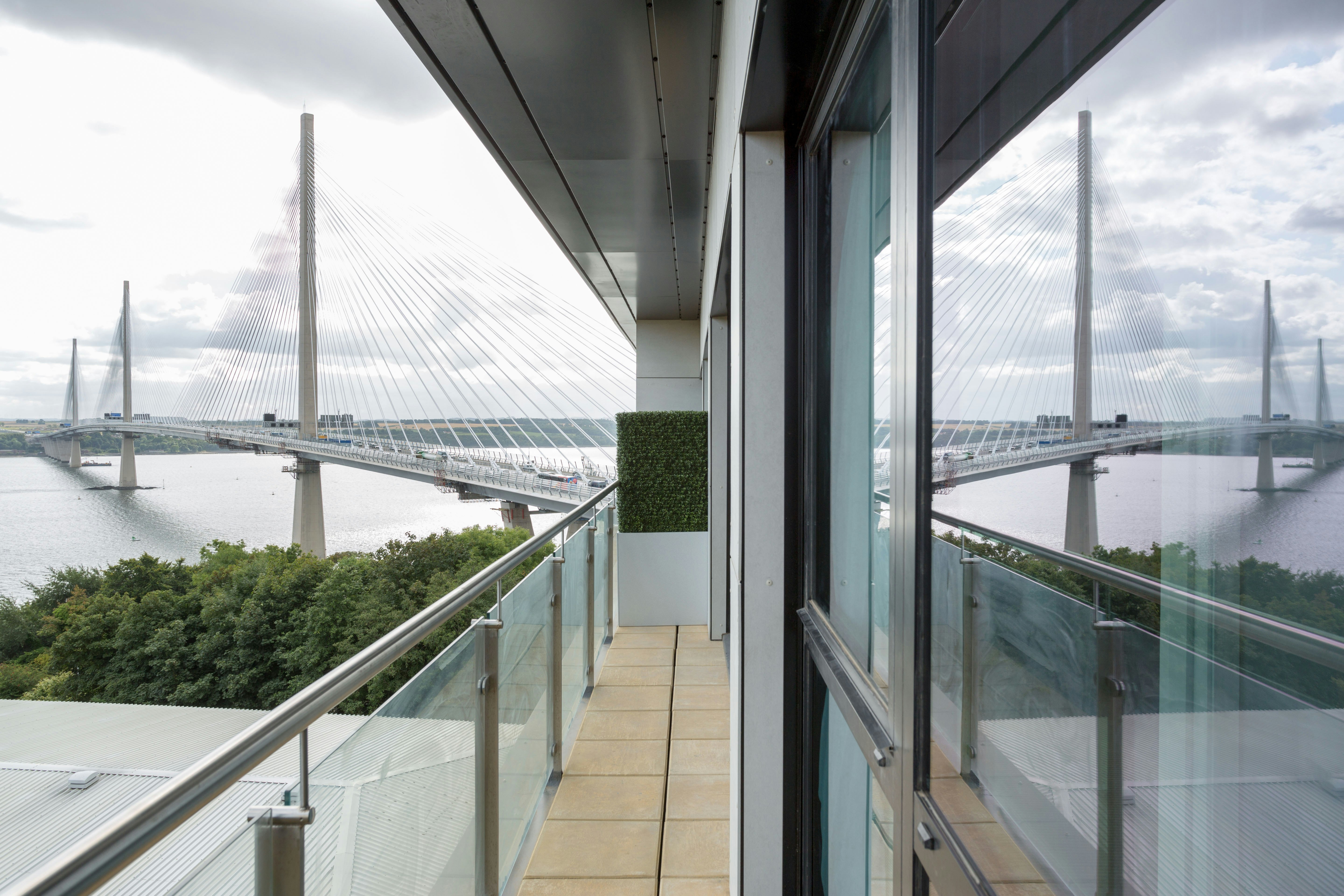 Doubletree By Hilton Edinburgh Queensferry Crossing 60/60