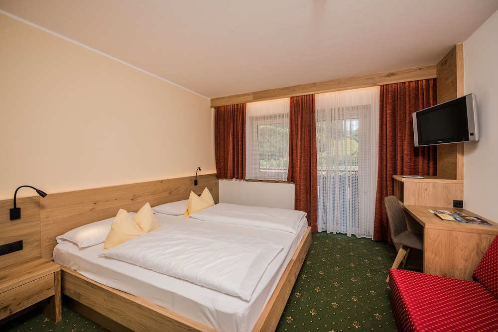 Wirtshaushotel Alpenrose 15/47