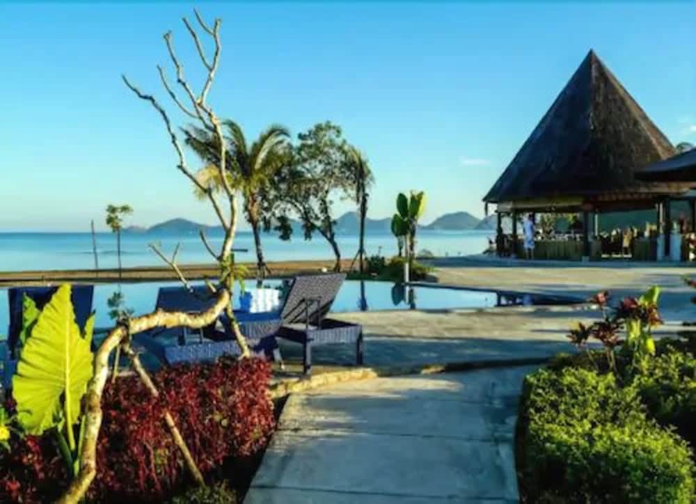 Luwansa Beach Resort 22/38