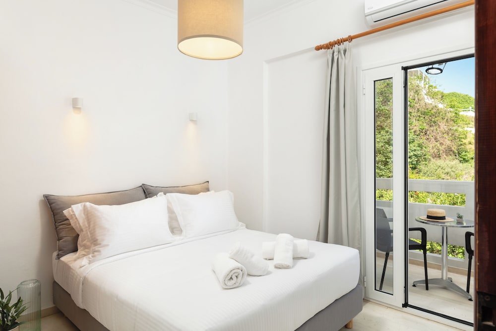 Thelesi Apartments 13/50