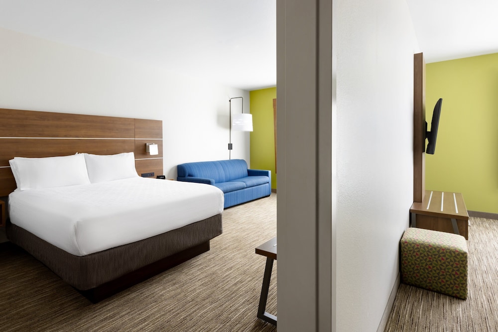 Holiday Inn Express & Suites Oakhurst Yosemite Park Area 21/48