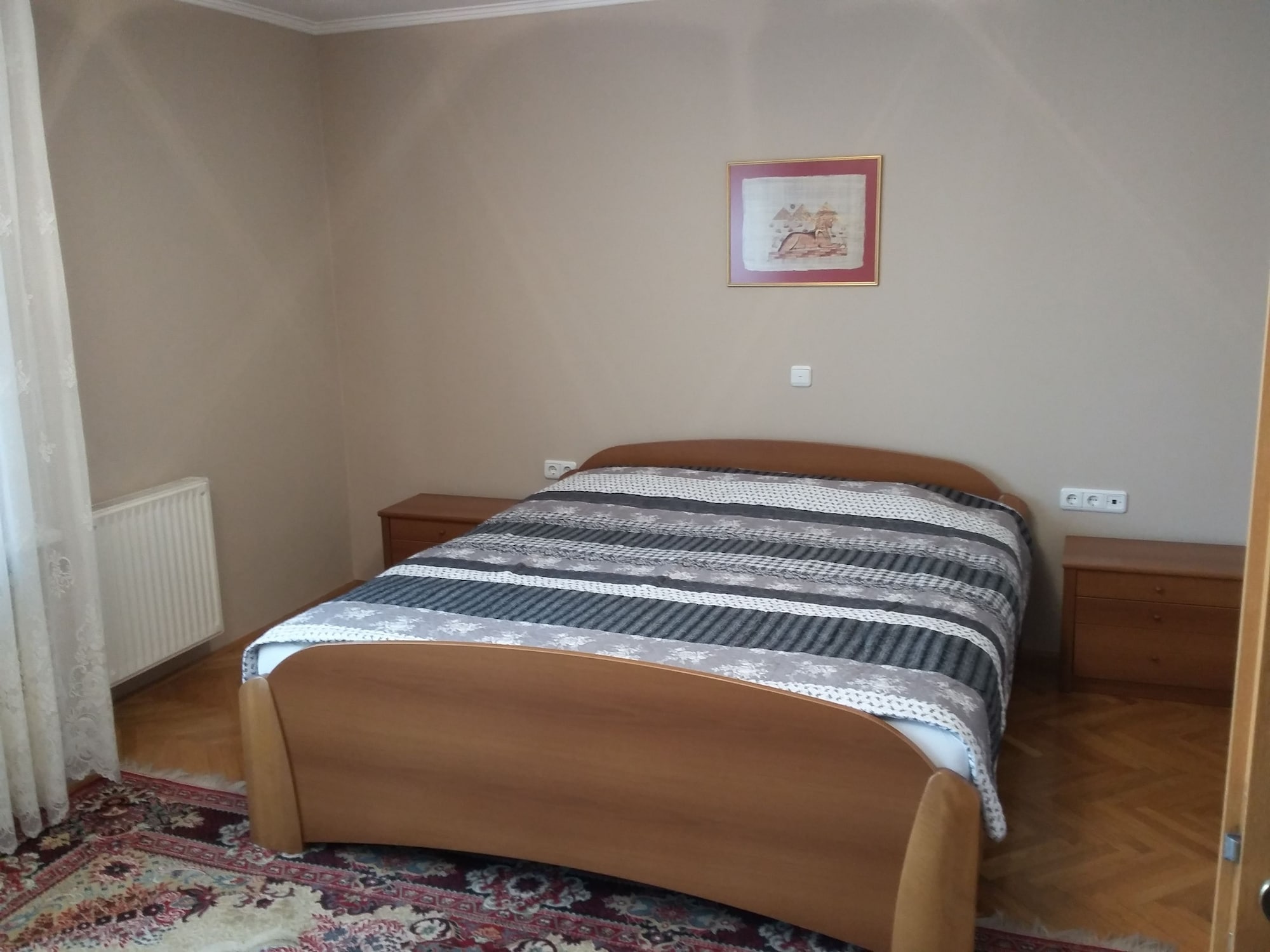 MULTIPLE BEDROOMS, APARTMENT, BALCONY