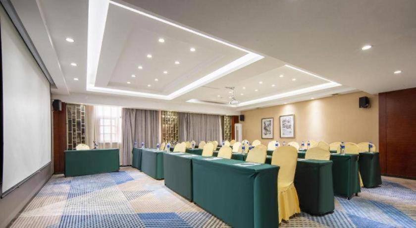 Echeng Hotel (Wuhan Optics Valley Pedestrian Street)، ووهان 16/84