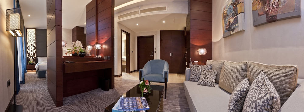 Zubarah Hotel 27/38