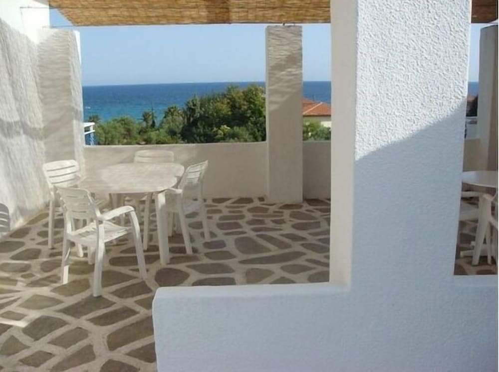 Xenios Faros Apartments 21/36