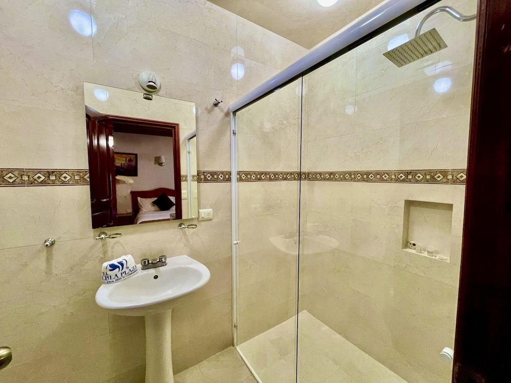 Hotel Puebla Plaza 48/50