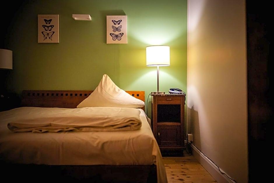 Hotel Alexander 12/50