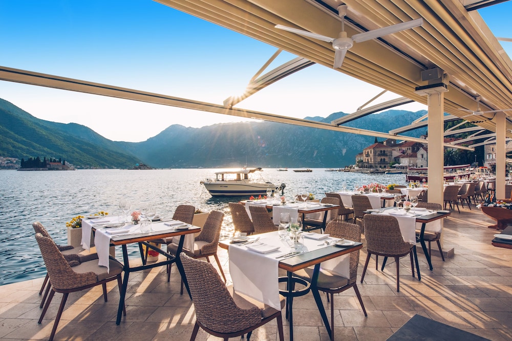 Heritage Grand Perast Hotel 37/50