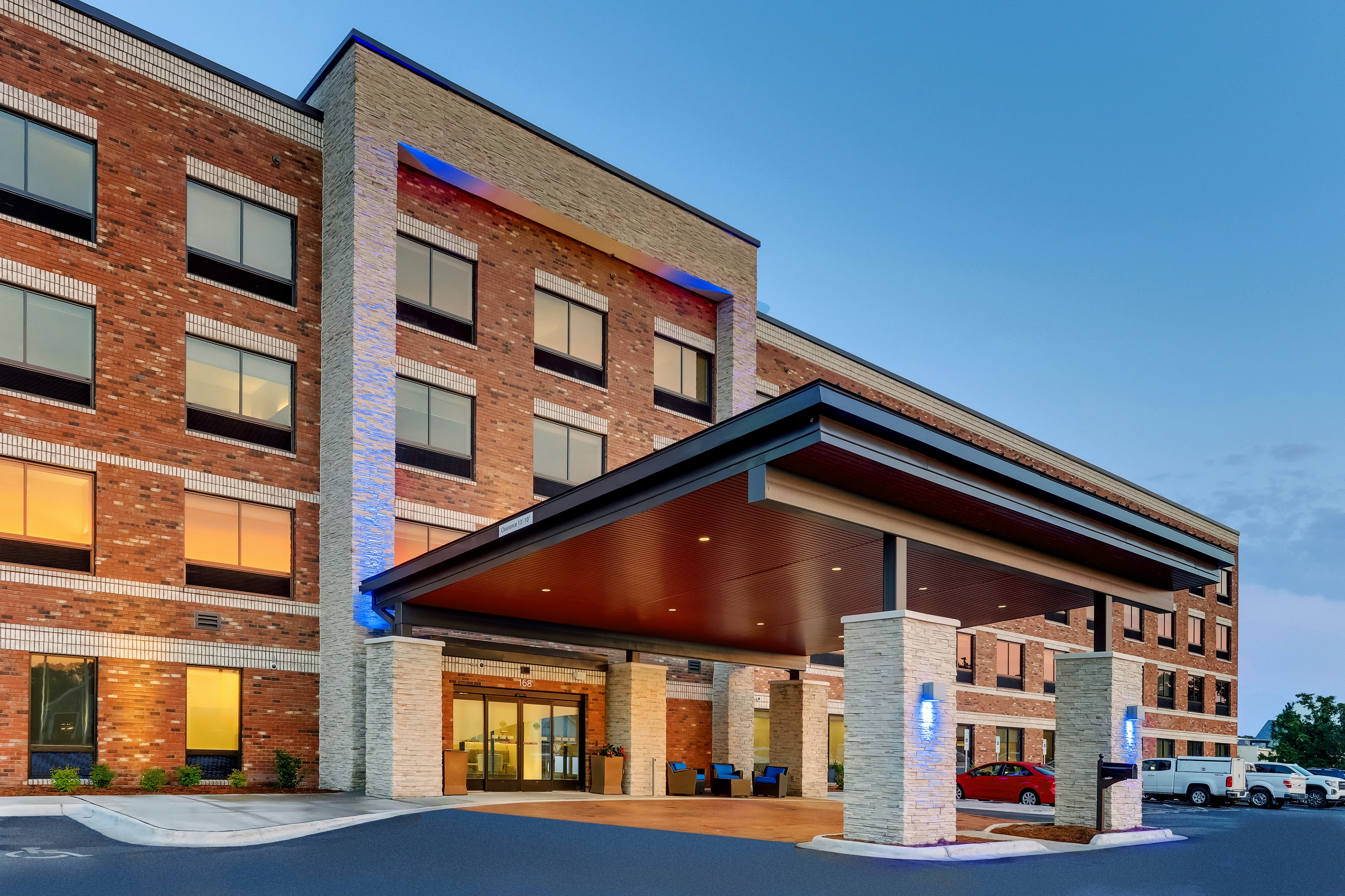 Holiday Inn Express Wilmington - Porters Neck 56/56