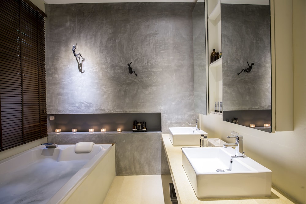 The Anda Mani Khaolak Beachfront Villas 48/50