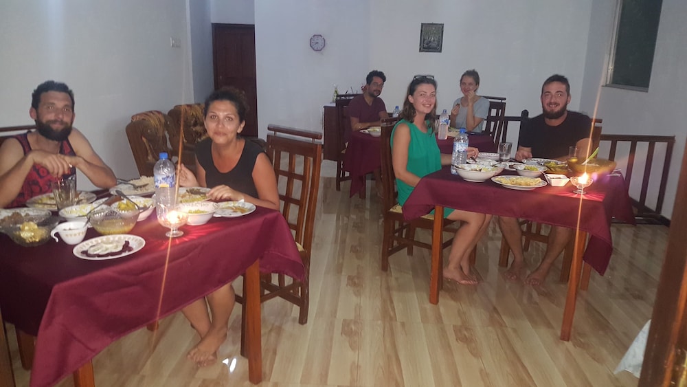 Homestay 24 21/32
