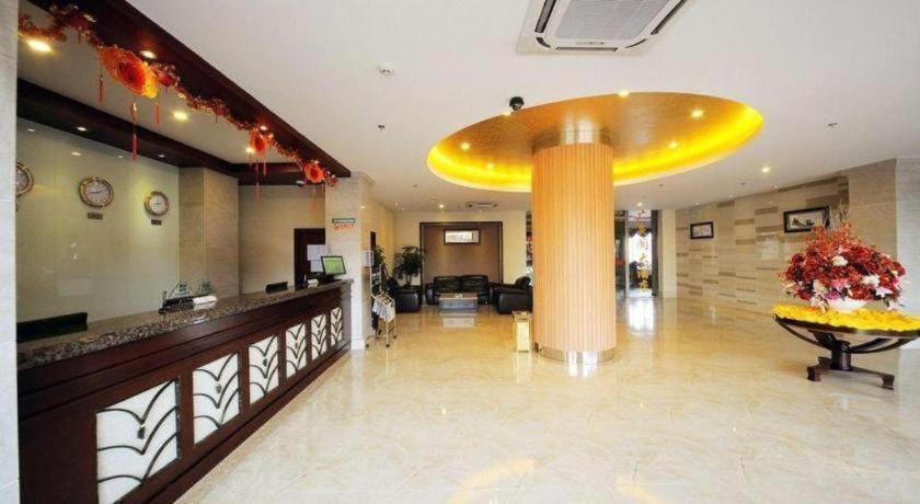 格林豪泰上海新国际博览中心华夏西路地铁站快捷酒店(GreenTree Inn Shanghai West Huaxia Road Subway Station Hotel) 图片4